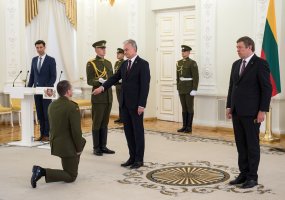 President bestowed the rank of general on two officers  - 4