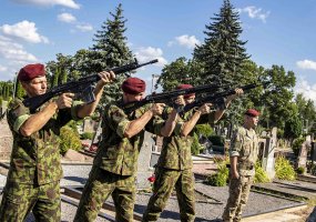 Iškilmingai perlaidotas partizanas J. Streikus-Stumbras - 6