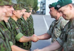 Baigėsi tris savaites trukę parengtojo rezervo karių mokymai Vaidoto batalione - 4