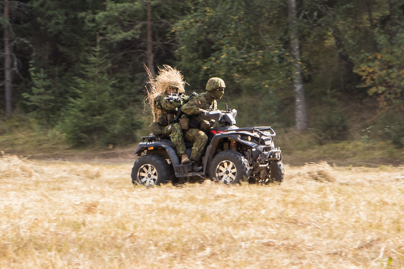 Mažų padalinių taktika – 307-osios karių savanorių kuopos pratybos