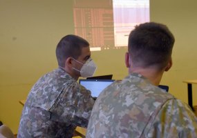 Lietuvos kariuomenės kibernetinio saugumo pratybose „Gintarinė migla 2020“ treniruojamasi... - 5