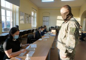 Pilietinė karių pareiga – rinkimai į Seimą specialiuose balsavimo punktuose - 3