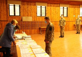Pilietinė karių pareiga – rinkimai į Seimą specialiuose balsavimo punktuose - 4