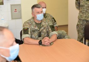Karo medicinos tarnyboje įsteigto Medicininių operacijų centro užduotis - suvaldyti koronaviruso... - 4