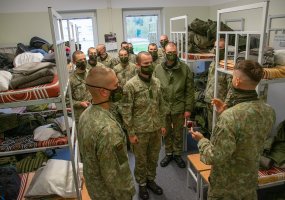 Gedimino štabo batalione kariai mokysis karinių ir ceremonijų paslapčių - 2