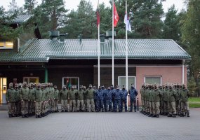 Pirmąsyk jaunesnieji jūreiviai įveikė bazinį kario kursą Klaipėdoje - 2