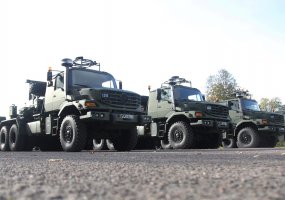 Vytenio batalione pradėti naudoti žemagrindžiai vilkikai Mercedes-Benz Zetros - 1