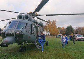 Karinių oro pajėgų sraigtasparniu greitai perskraidintas donoro organas - 1