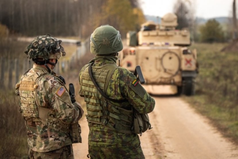 Kariai savanoriai dalyvavo tarptautinėse pratybose „Combined Resolve XIV“