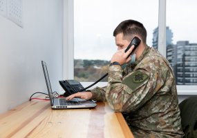 Nacionaliniame visuomenės sveikatos centre budinčius savanorius aplankė kariuomenės vyriausiasis... - 5
