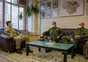 Sausumos pajėgų vadas apdovanotas Bundesvero aukso garbės kryžiumi - 3