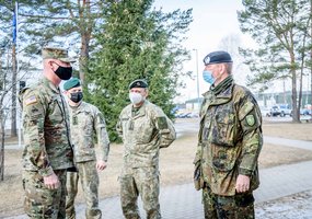 Lietuvoje lankėsi JAV kariuomenės penktojo korpuso vado pavaduotojas - 5