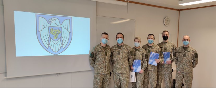 Parengti nauji naikintuvų valdymo karininkai