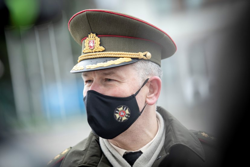 Lietuvos kariuomenės vadui patvirtintas COVID-19