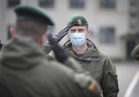 Lietuvos Respublikai Mokomajame pulke prisiekė jaunieji kariai - 1