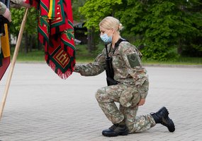 Baigę bazinį kursą prisiekė kariai savanoriai - 2
