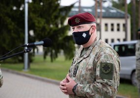 Baigę bazinį kursą prisiekė kariai savanoriai - 4