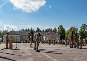 Įsimintina Karaliaus Mindaugo husarų bataliono vėliavos minėjimo diena - 1