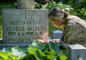 Birželio sukilimui atminti Karo akademijoje atidengta memorialinė lenta - 6
