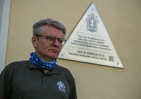 Birželio sukilimui atminti Karo akademijoje atidengta memorialinė lenta - 5