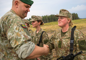 Lietuvai prisiekė beveik pusšimtis jaunesniųjų karininkų - 4