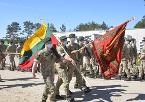 Generolo Adolfo Ramanausko kovinio rengimo centre į atsargą išleisti tarnybą baigę šauktiniai - 3