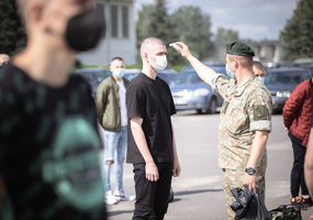 Daugiau kaip 500 jaunuolių pradeda tarnybą Lietuvos kariuomenėje - 5