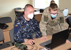 Lietuvos kariuomenės mokykloje mokslus baigė ryšių ir informacinių sistemų specialistai - 1