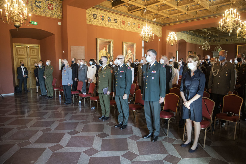 Valdovų rūmuose – iškilminga NATO pajėgų integravimo vieneto vado pasikeitimo ceremonija