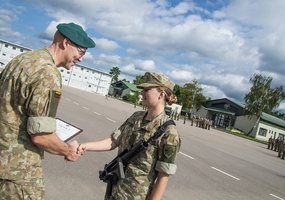 Iškilminga priesaika po Bazinio kario savanorio įgūdžių kurso  - 2
