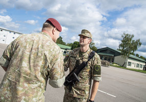 Iškilminga priesaika po Bazinio kario savanorio įgūdžių kurso  - 4