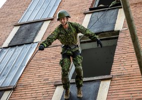 Rezervo karių pratybos: ko mokosi skirtingų patirčių kariai Inžinerijos batalione? - 5