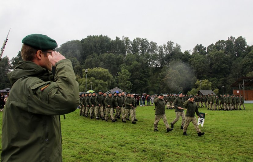 Brigados generolo Motiejaus Pečiulionio artilerijos batalione parengta 200 naujų artileristų