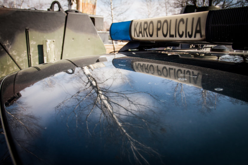 Karo policijos Mokymo centras organizuoja specialiųjų priemonių panaudojimo kursus 