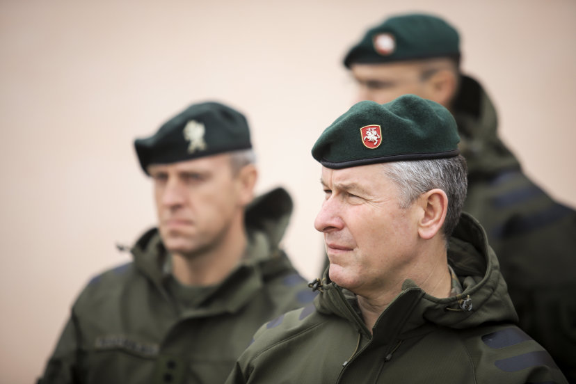 Lietuvos kariuomenės vadas pradeda oficialų vizitą Ukrainoje