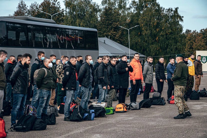 Rezervistų rengimas tęsiasi: Karaliaus Mindaugo husarų batalione kartotinius mokymus pradeda dar...