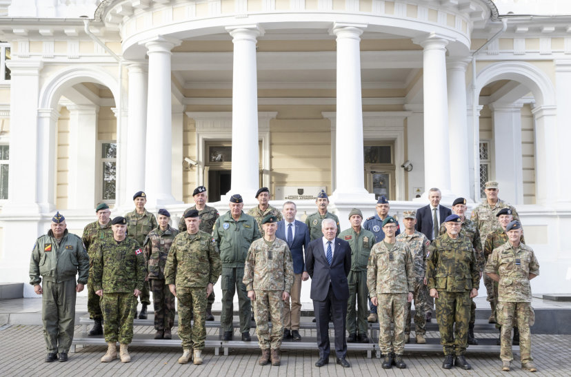 NATO delegation briefed on the situation on the Alliance eastern border