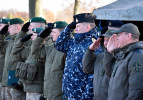 Lietuvos kariuomenės vadas: Pastarieji įvykiai Lietuvoje ir pasaulyje parodė, kad riba tarp karo... - 22