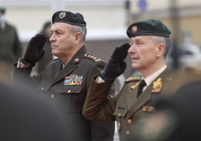 Lithuanian Chief of Defence met with his Latvian counterpart    - 2