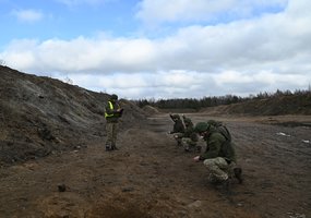 Depų tarnybos kariai ir Juozo Vitkaus inžinerijos bataliono išminuotojai išbandė detonatorius - 3