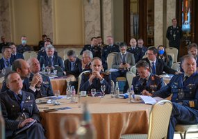 Tarptautinėje NATO šalių ir sąjungininkų konferencijoje nagrinėtos oro galios aktualijos  - 1