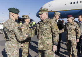 Lietuvoje lankėsi aukščiausias JAV karinis pareigūnas - 4