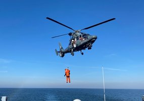 Baltijos jūroje treniravosi Lietuvos ir sąjungininkų laivai bei orlaiviai - 3