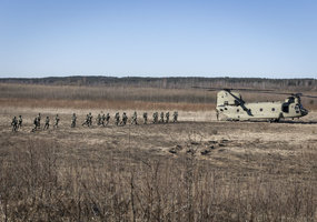 Lithuania, U.S. and UK troops conduct joint training operation at Rukla - 4