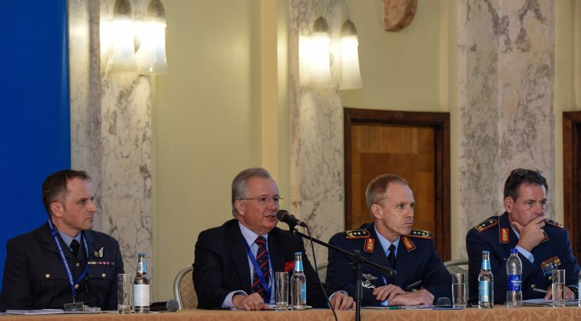 Tarptautinėje NATO šalių ir sąjungininkų konferencijoje nagrinėtos oro galios aktualijos 