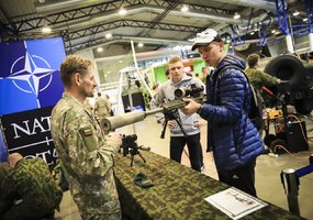Kaip tampama herojais: Lietuvos kariuomenė ir „Comic Con Baltics 2022“ - 3