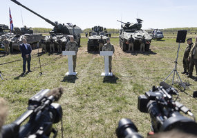President and Chief of Defence of Lithuania observed international exercise in Rukla  - 4