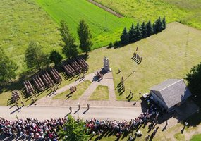 Šalia išskirtinio Minaičių memorialo prisiekė Margirio pėstininkų bataliono kariai - 1