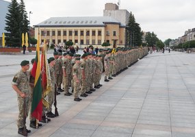 Ginti Lietuvos laisvę prisiekė apie 1000 karių - 14