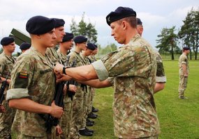 Lietuvos kariuomenės rezervas sustiprėjo beveik 800 karių - 15